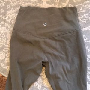 Size 4 lululemon align 7/8- color sage